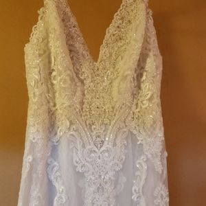 Allure Bridals wedding dress